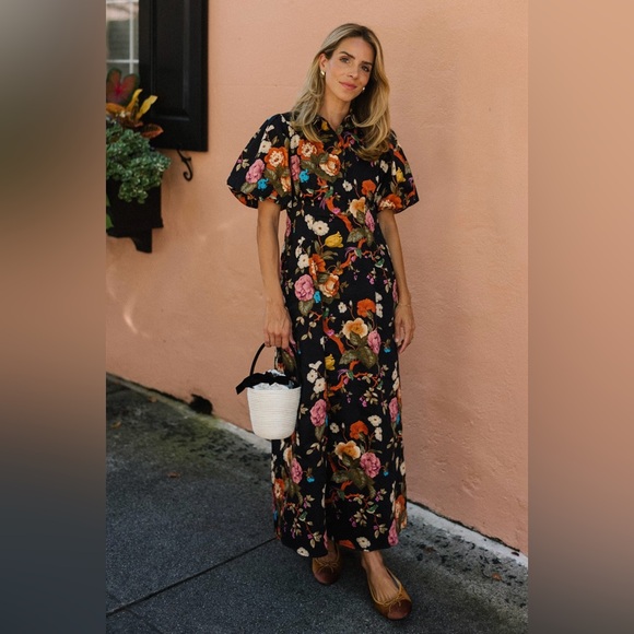 Tuckernuck Dresses & Skirts - Tuckernuck| Baroque Floral Delaney Short Puff Sleeve Maxi Dress Size XXL